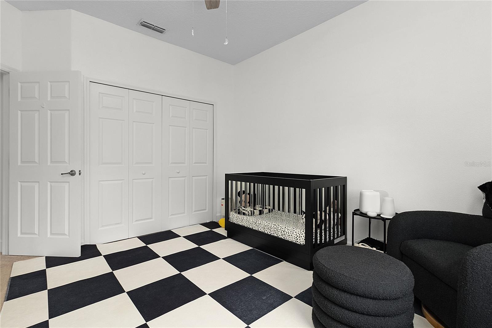 Image 22 of 81 For 4965 Parkview Drive