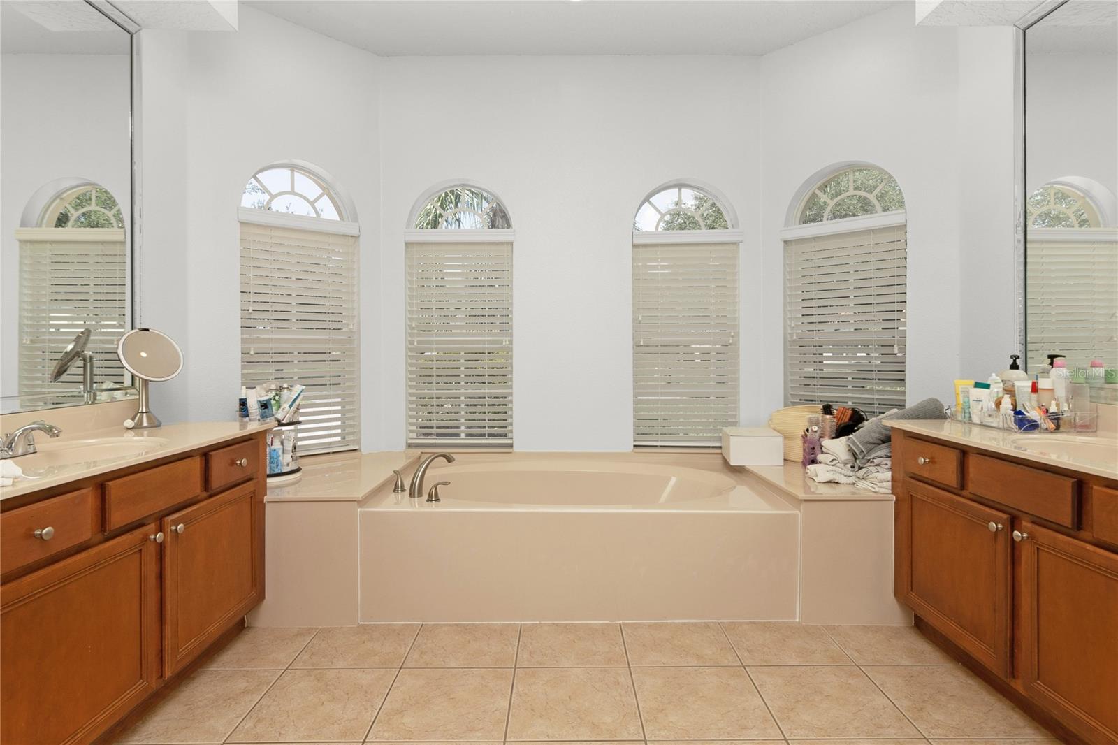 Image 30 of 81 For 4965 Parkview Drive