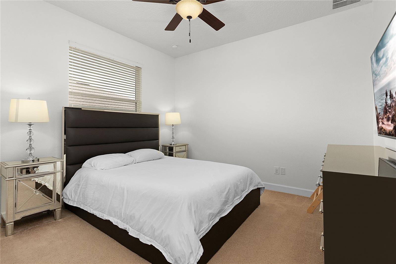 Image 35 of 81 For 4965 Parkview Drive