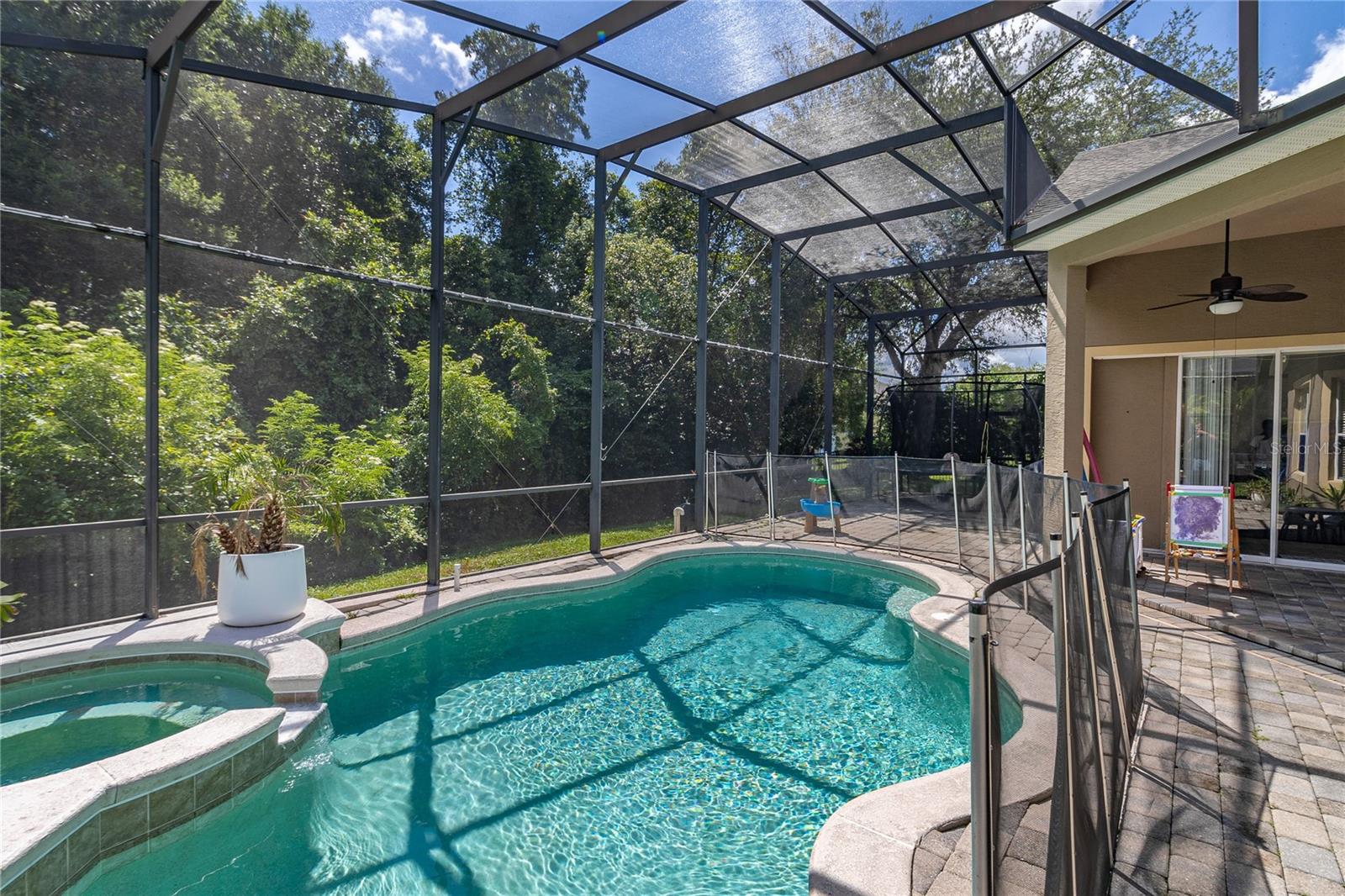 Image 41 of 81 For 4965 Parkview Drive