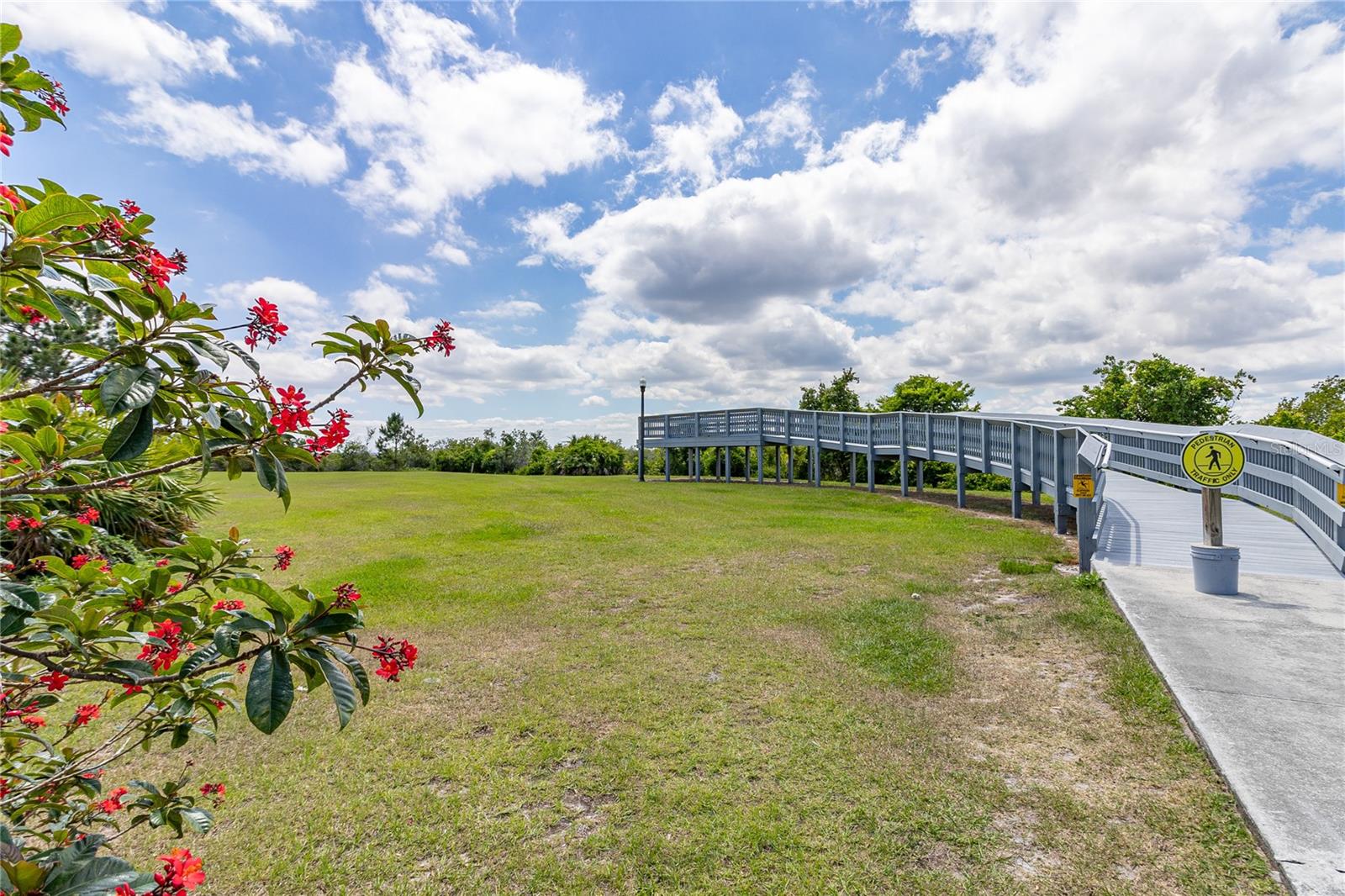 Image 67 of 81 For 4965 Parkview Drive