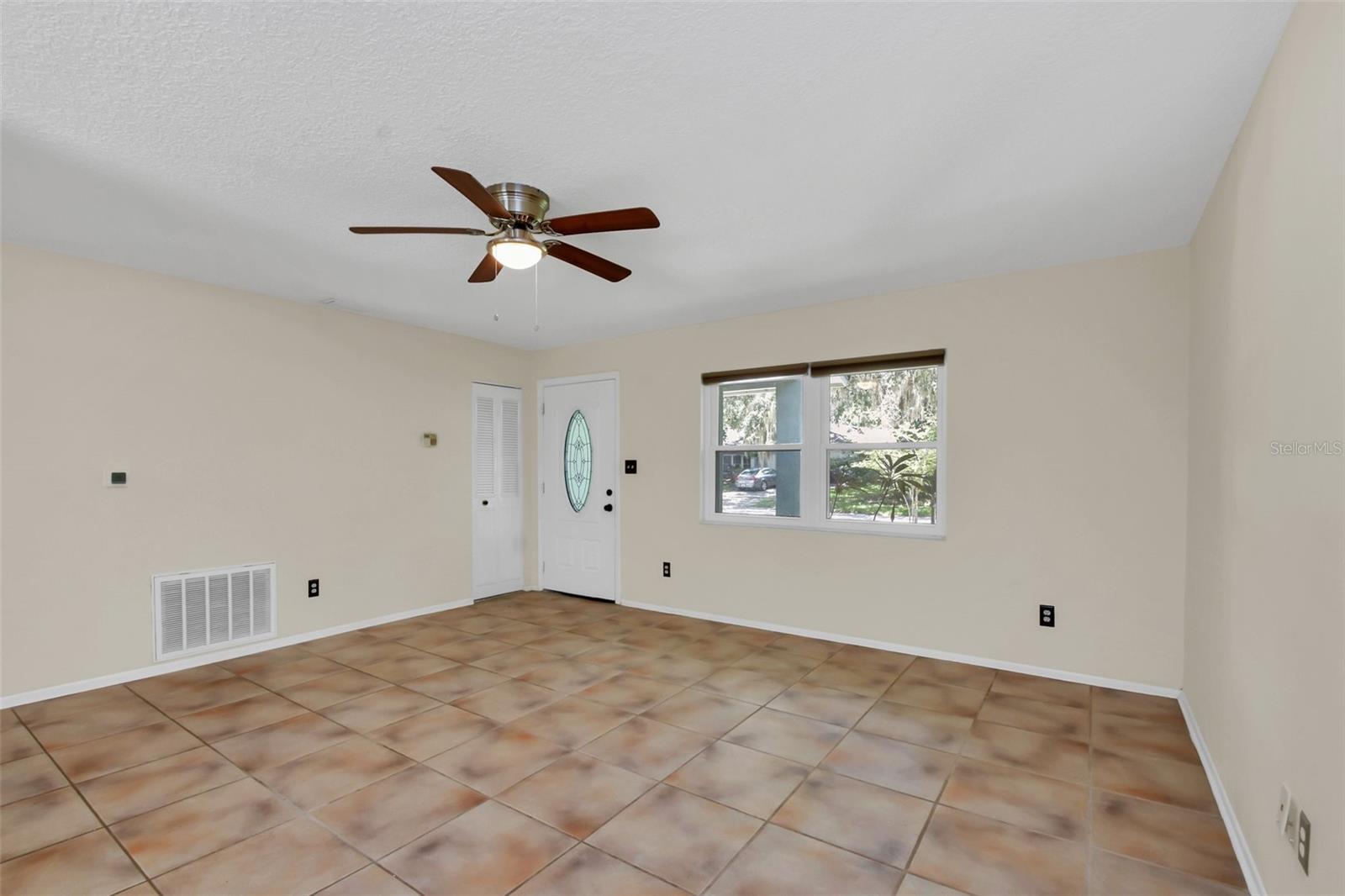 Image 5 of 29 For 721 Sailfish Road