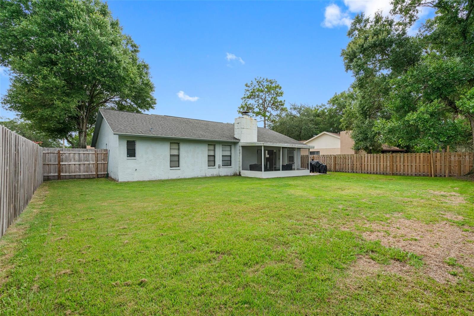 Listing photo id 29 for 14908 Coldwater Lane