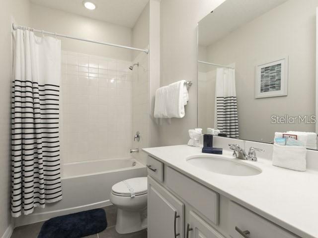 Image 16 of 26 For 1505 Carey Palm Circle