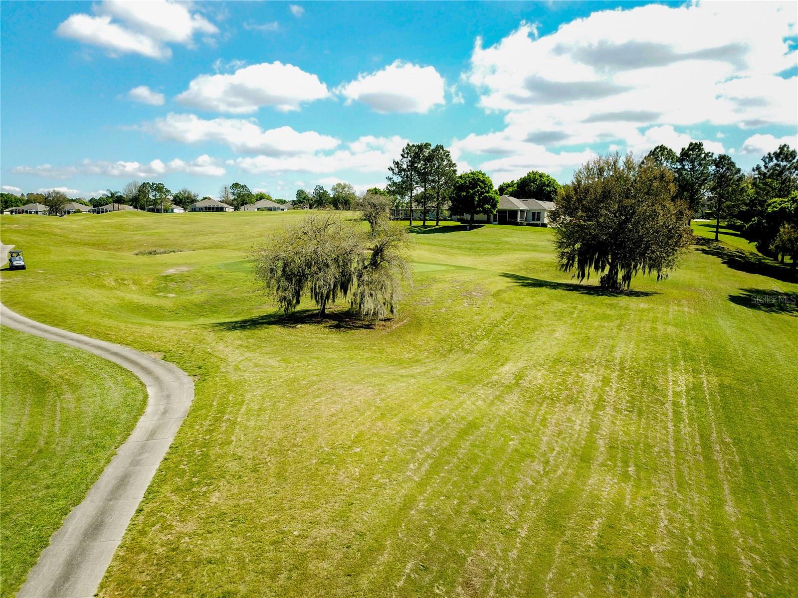 Image 90 of 98 For 2147 Saint Ives Court