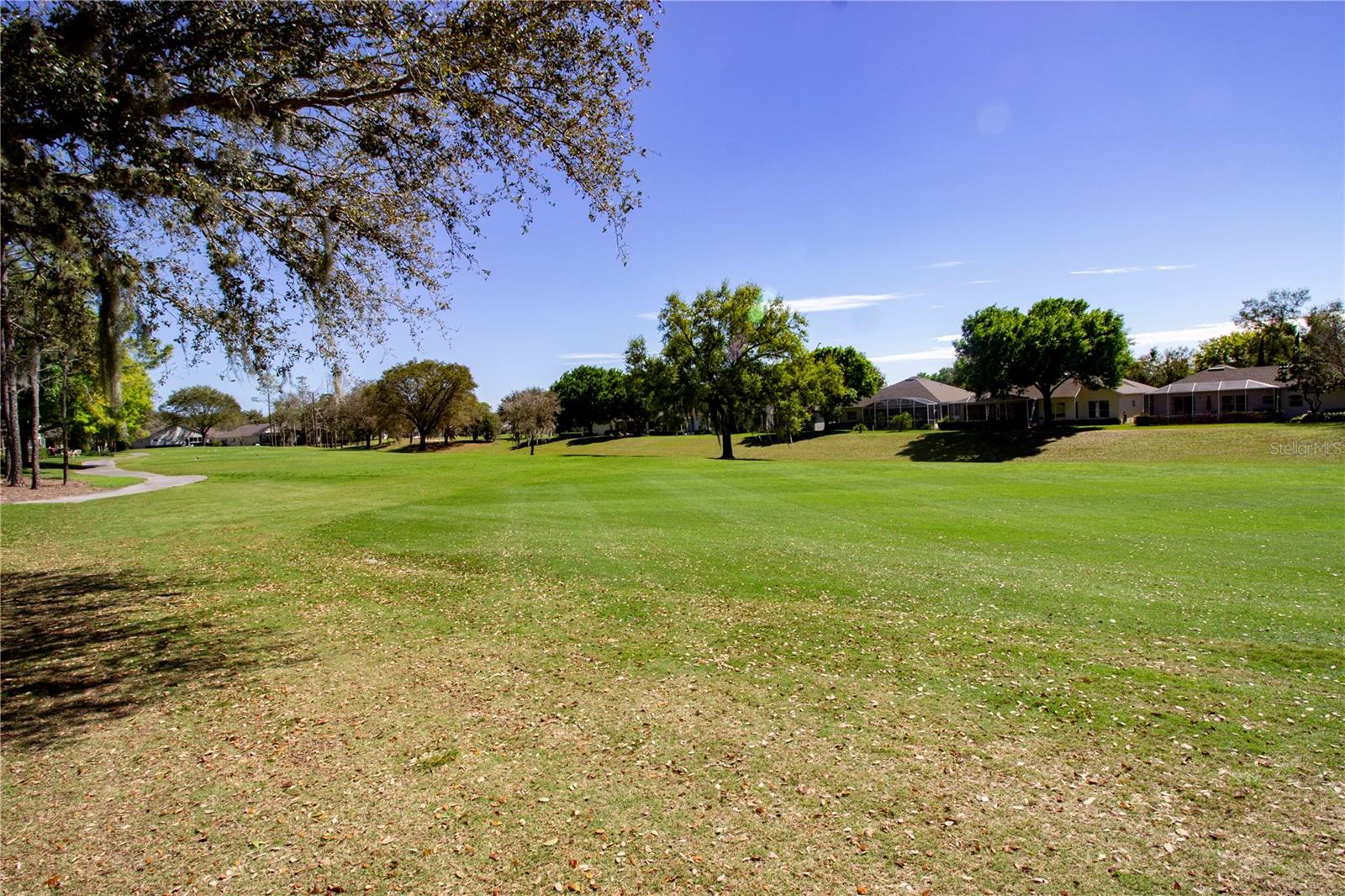 Image 91 of 98 For 2147 Saint Ives Court