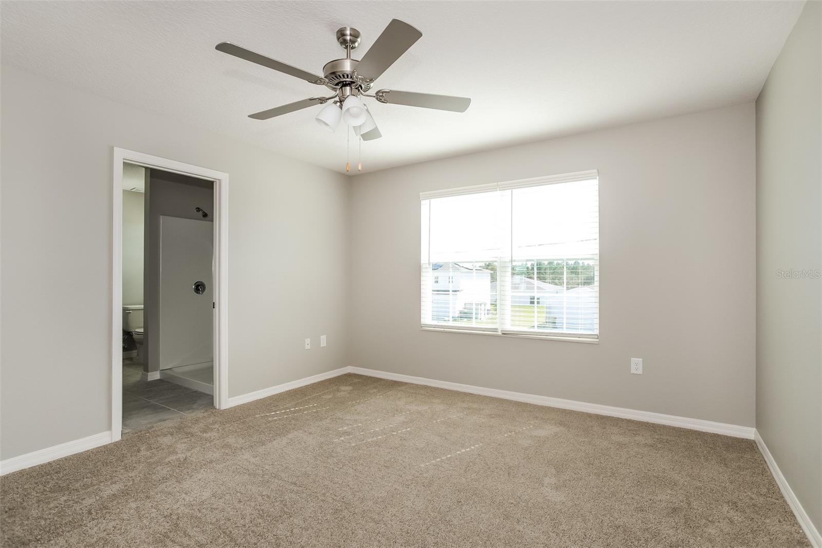 Image 8 of 17 For 125 Violet Court