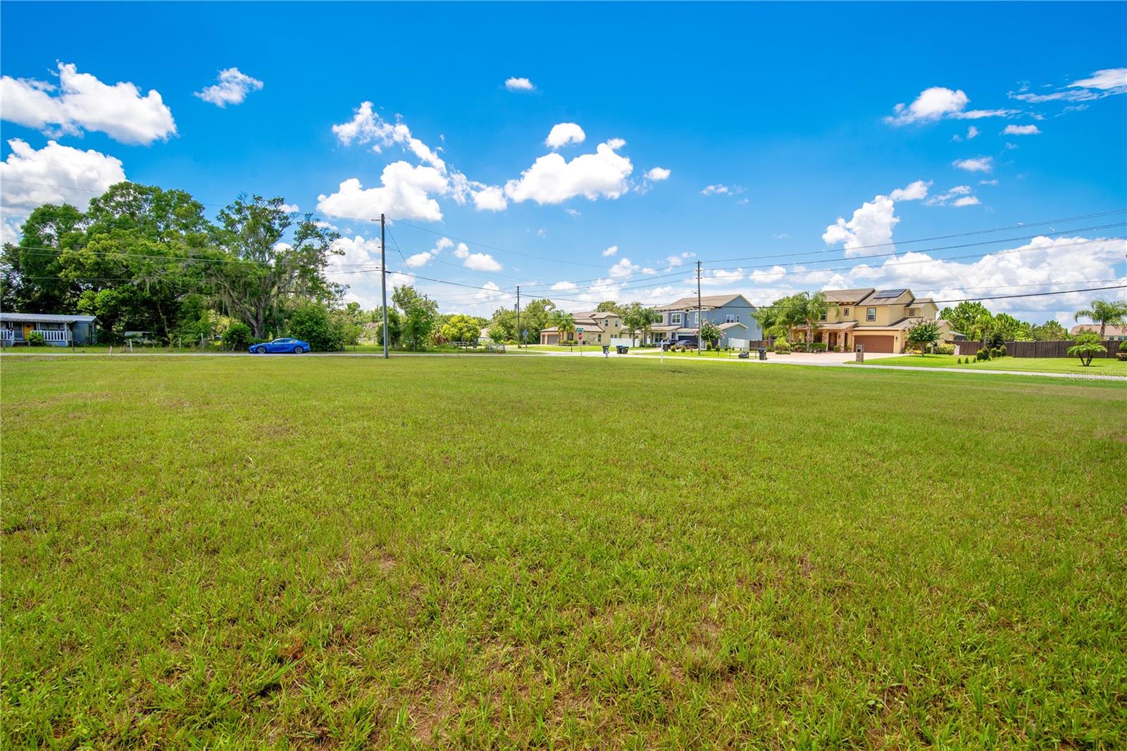 Image 8 of 11 For 15497 Larkspur Street