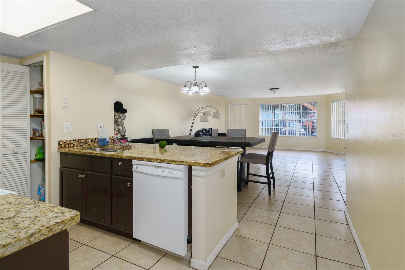 Image 8 of 20 For 2715 Poinciana Boulevard 129