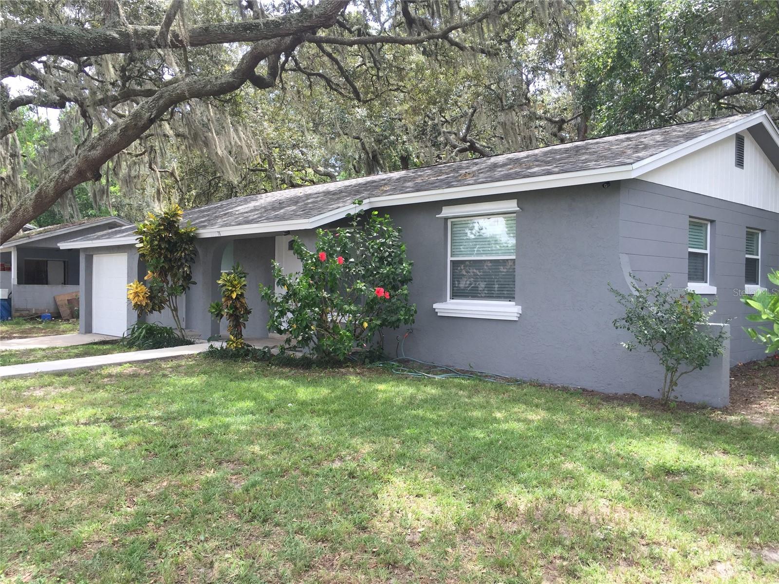 Image 16 of 27 For 715 Baywood Circle