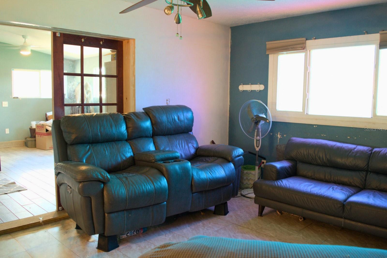 Image 7 of 19 For 10607 Fernando Street