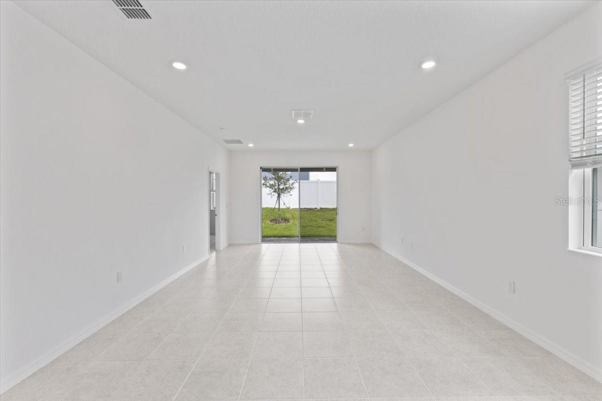 Image 13 of 14 For 168 Duckweed Avenue