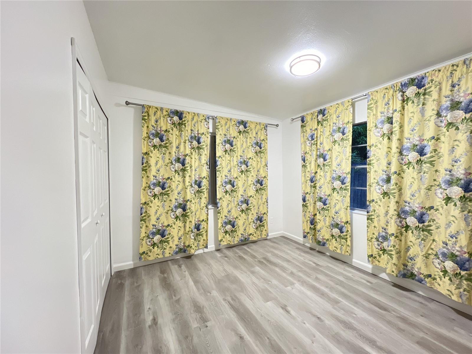 Image 16 of 18 For 902 San Domingo Road