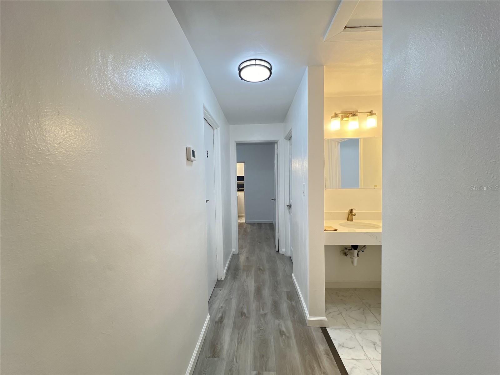 Image 7 of 18 For 902 San Domingo Road