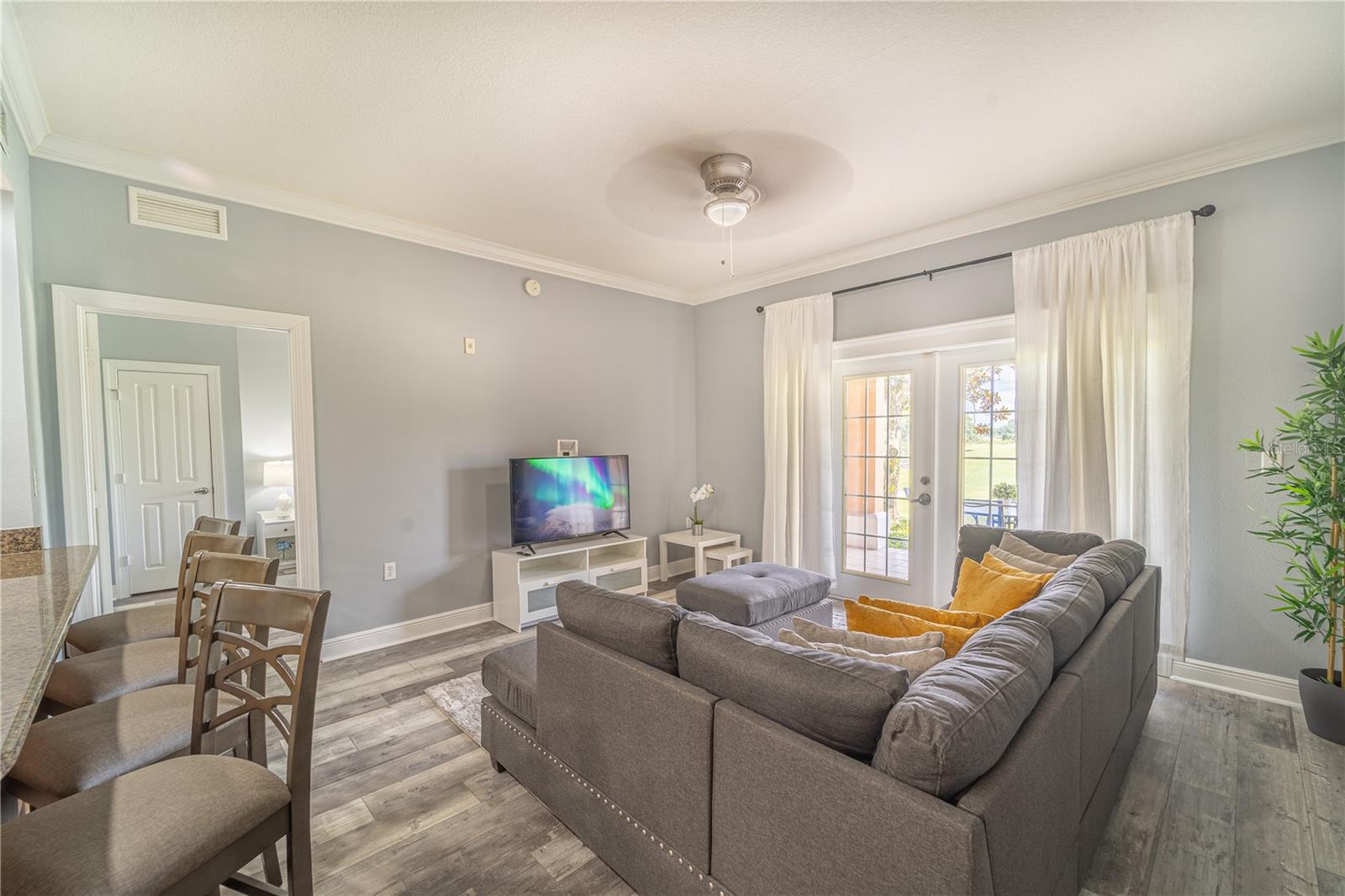 Image 22 of 42 For 7673 Heritage Crossing Way 101