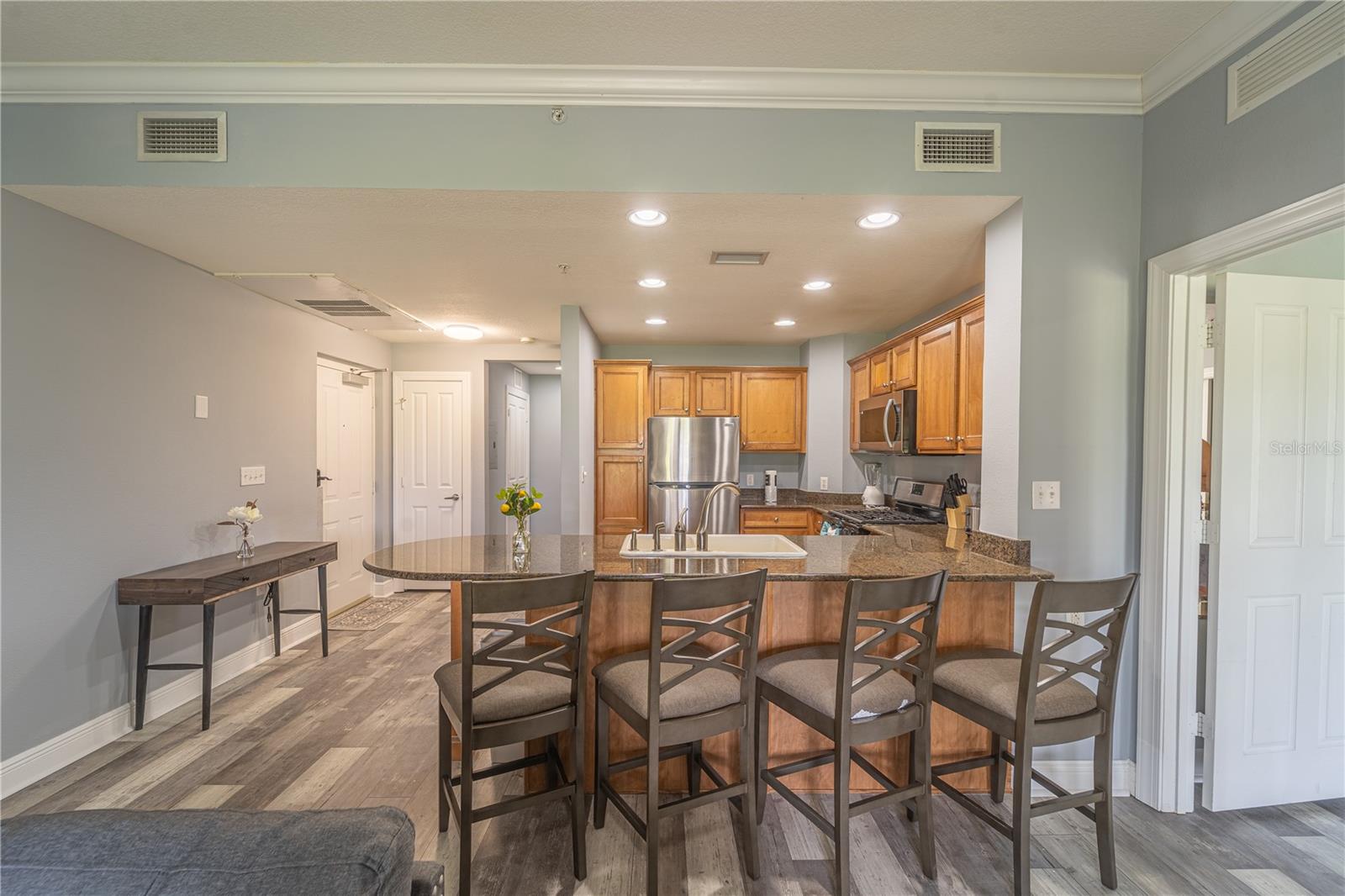 Image 4 of 42 For 7673 Heritage Crossing Way 101