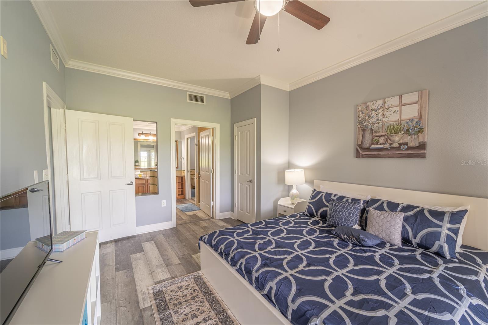 Image 8 of 42 For 7673 Heritage Crossing Way 101