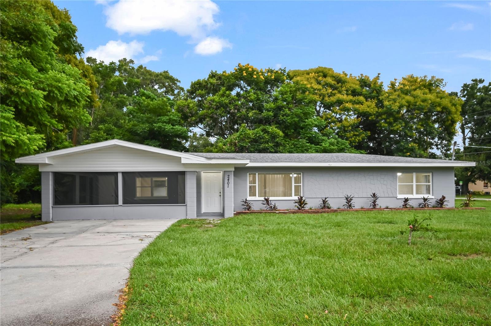 Details for 2401 Avenue C Sw, WINTER HAVEN, FL 33880