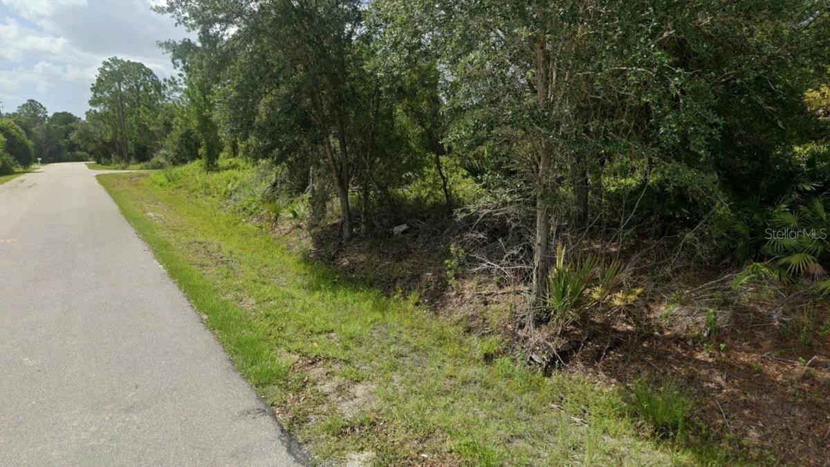 Image 9 of 13 For 0 Farmington Avenue