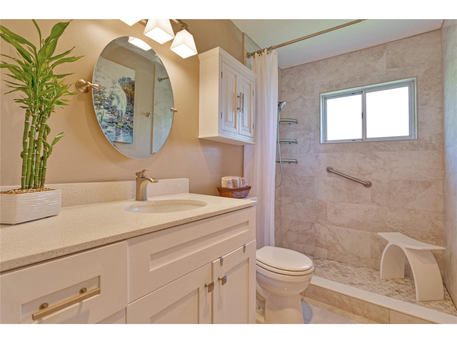 Image 6 of 16 For 2340 Grecian Way 46