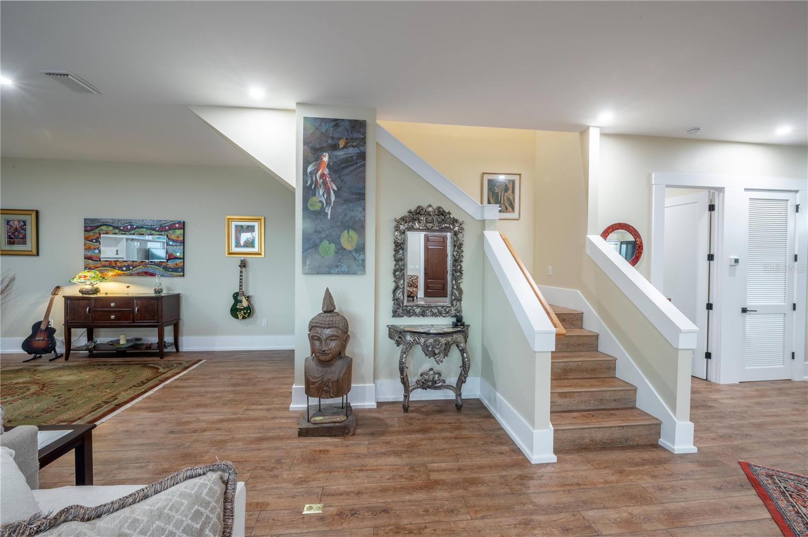 Listing photo id 29 for 1610 Bayshore Drive