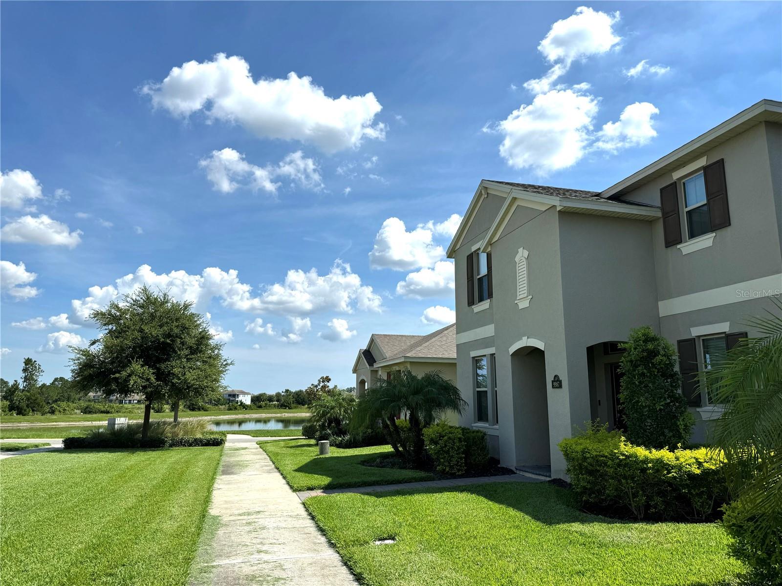 Image 4 of 56 For 9987 Tawny Meadow Alley