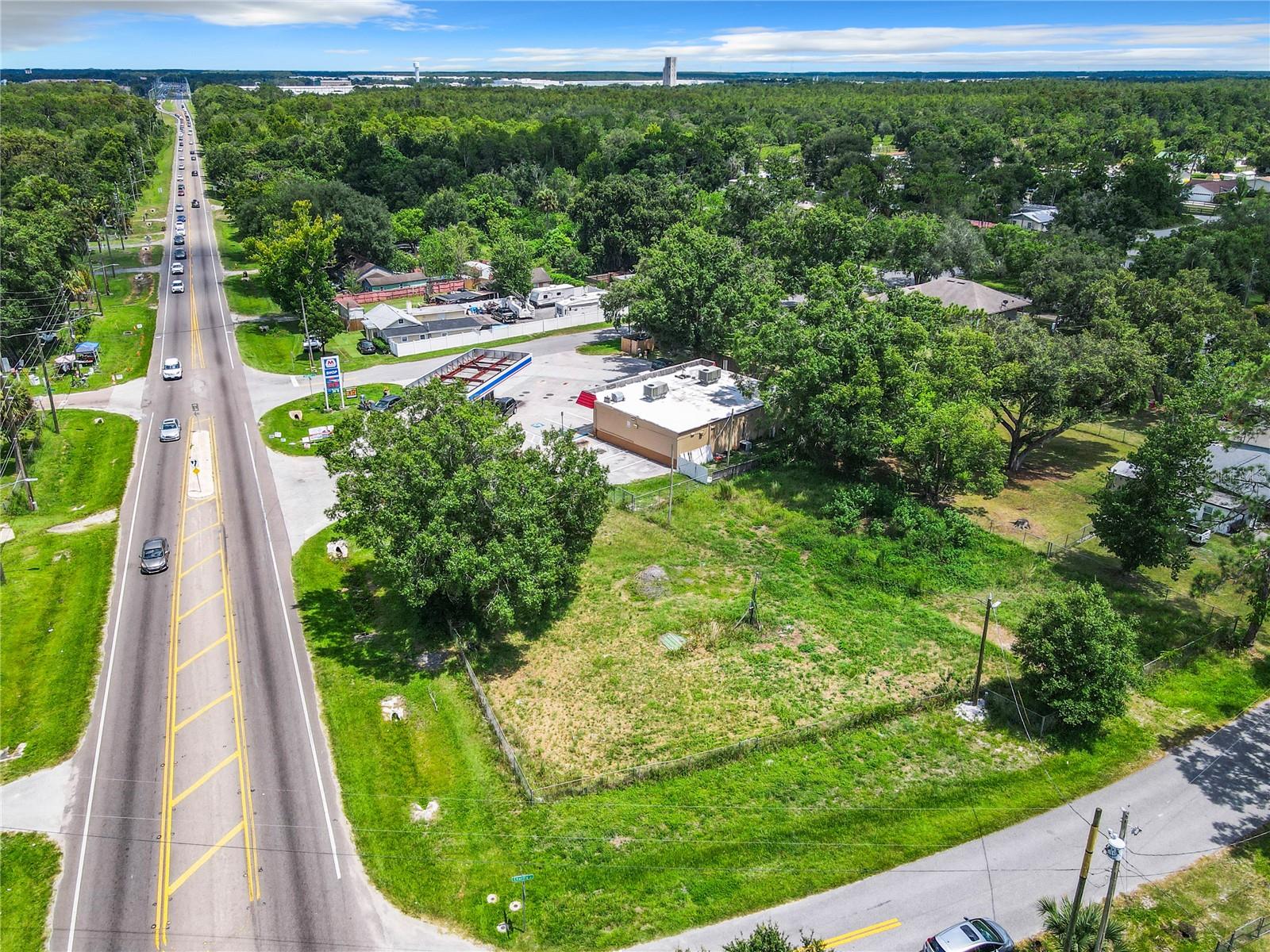 Image 6 of 22 For 5574 Orange Blossom Trail