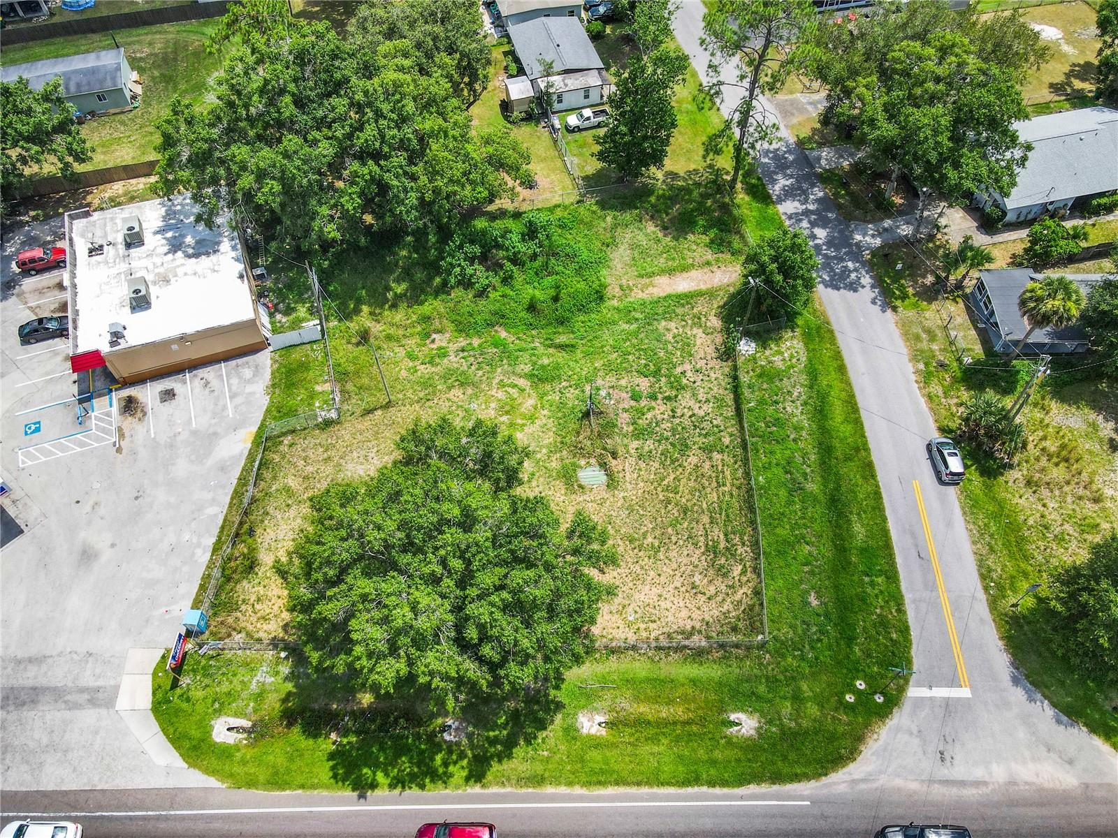 Image 8 of 22 For 5574 Orange Blossom Trail