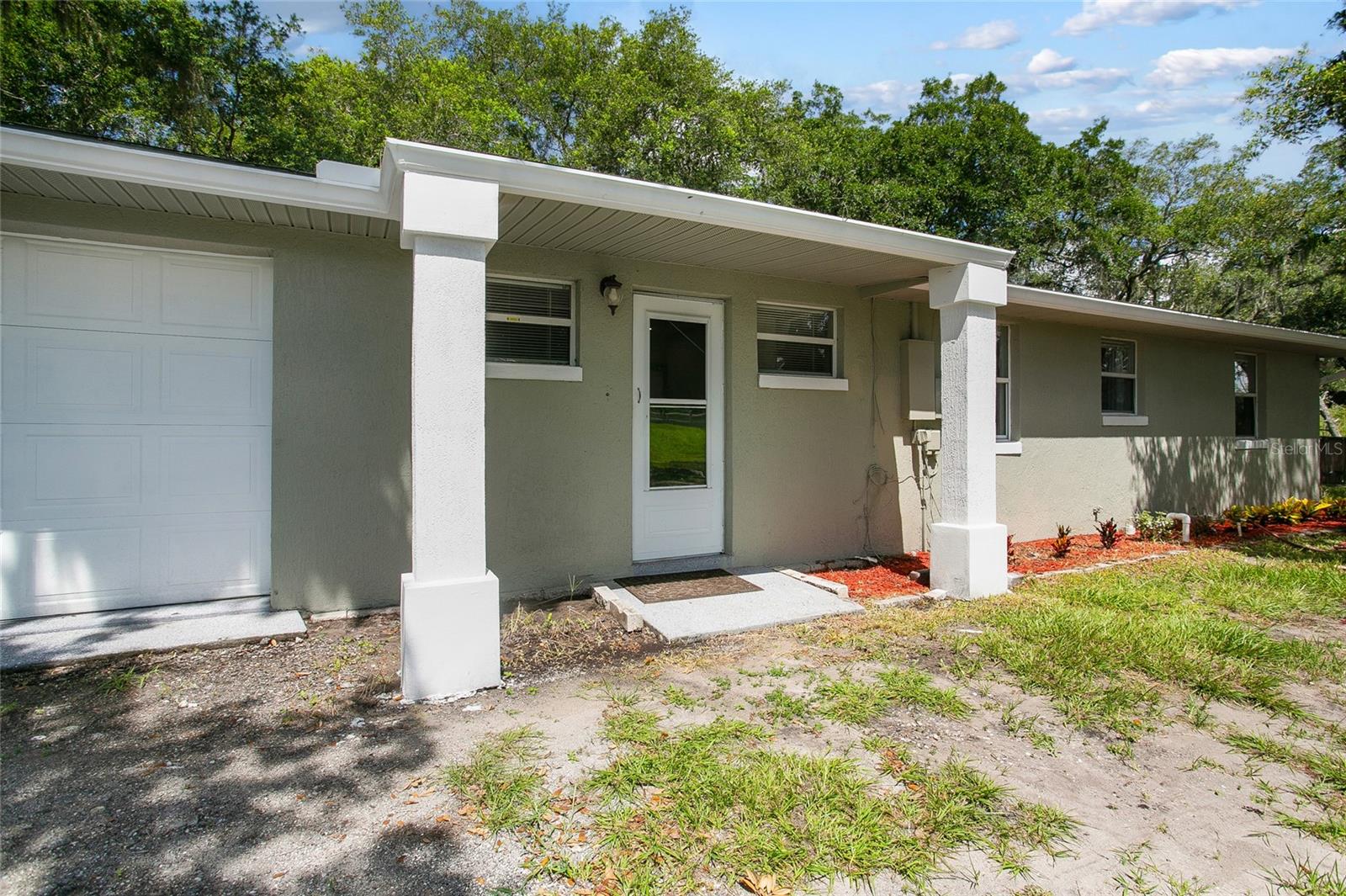 Image 2 of 47 For 1406 Hoagland Boulevard