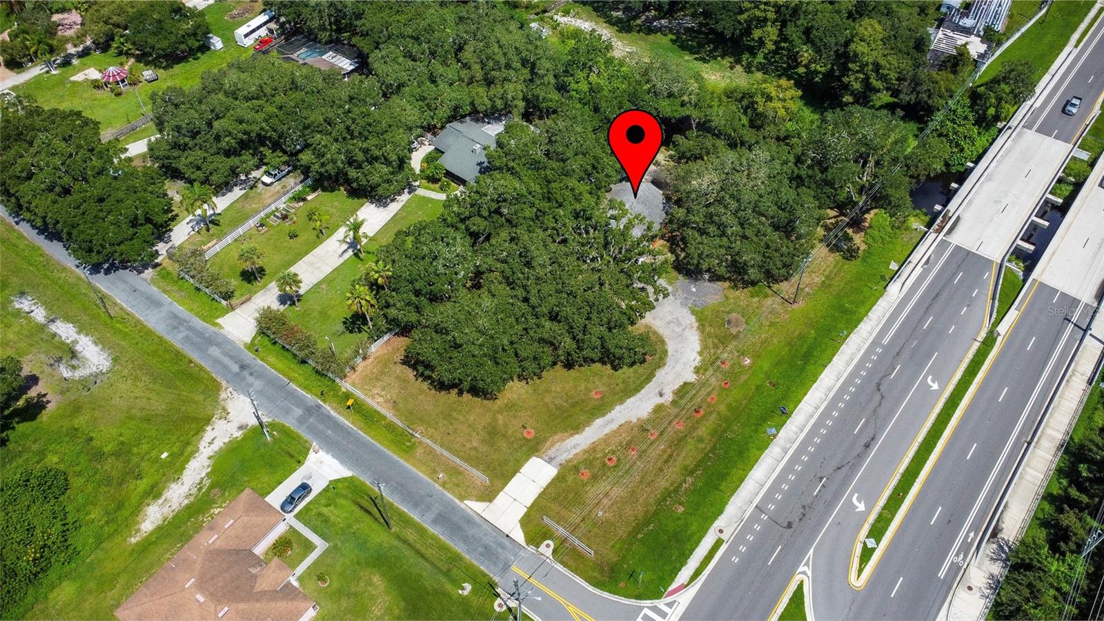 Image 42 of 47 For 1406 Hoagland Boulevard