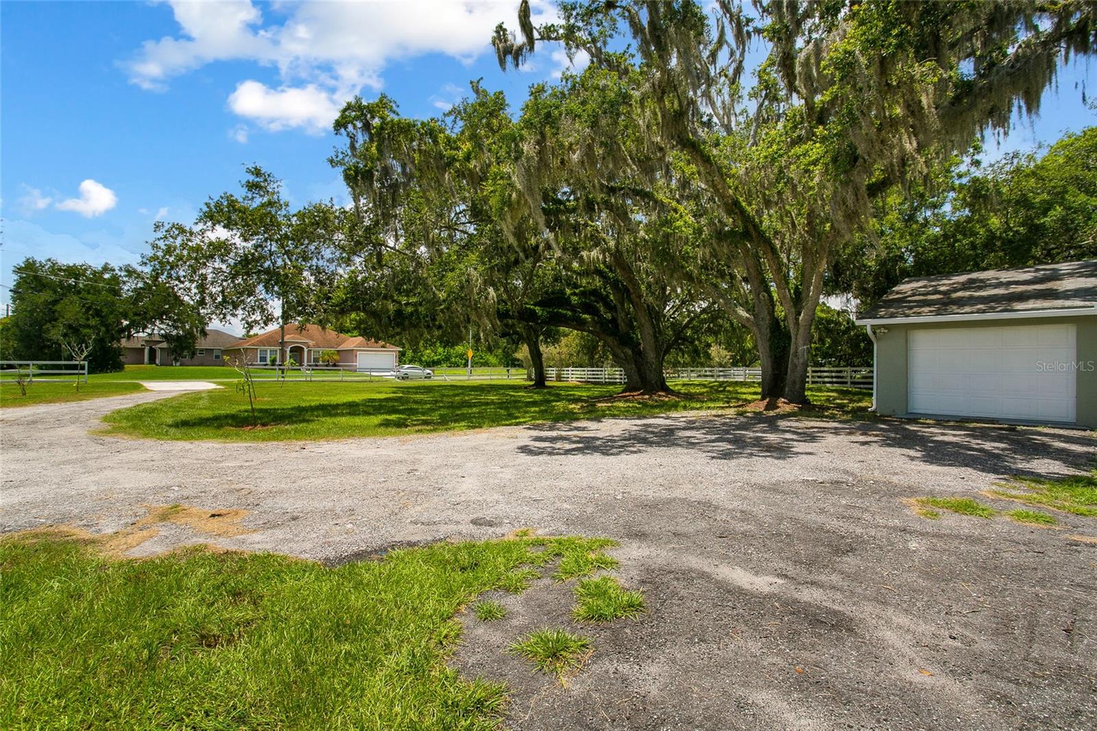 Image 6 of 47 For 1406 Hoagland Boulevard
