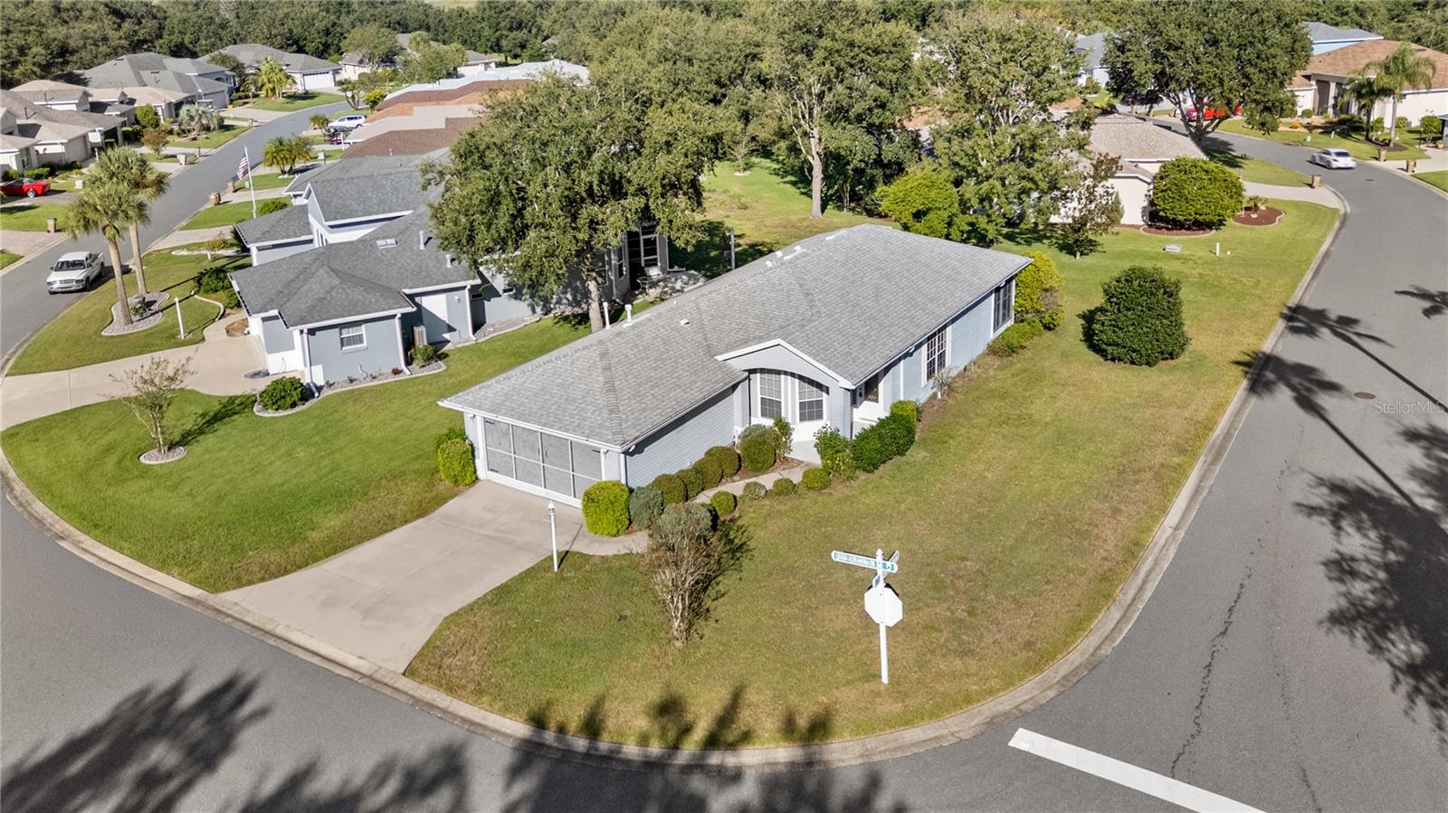 Image 73 of 77 For 20505 Queen Alexandra Drive