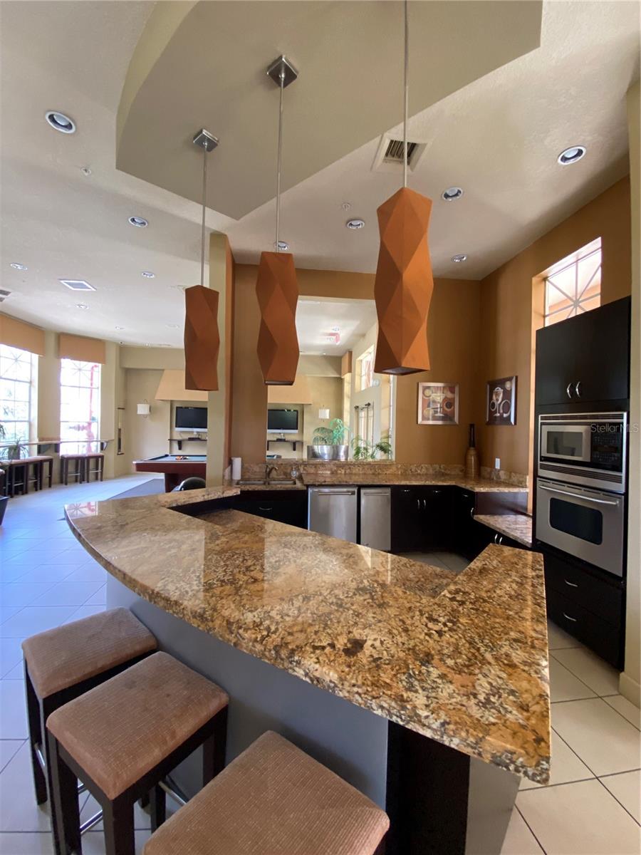 Image 23 of 43 For 5578 Metrowest Boulevard 107