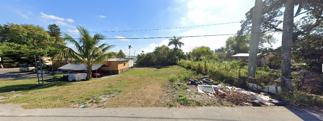 Image 2 of 7 For 205 1st Avenue