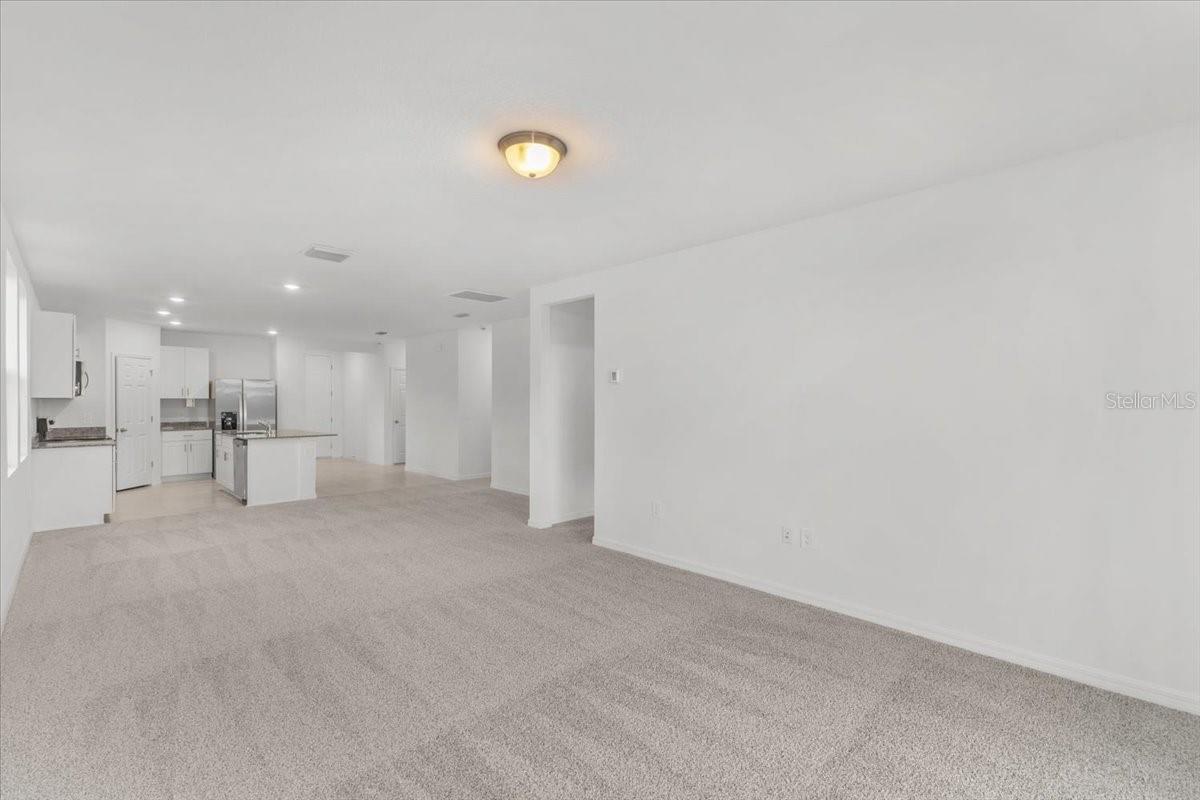 Image 17 of 29 For 2482 Leeds Street