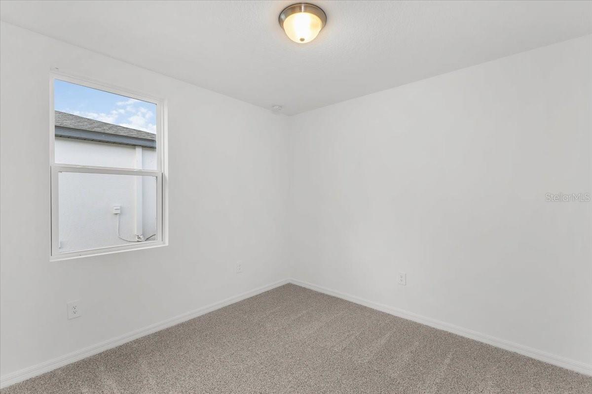 Image 6 of 29 For 2482 Leeds Street