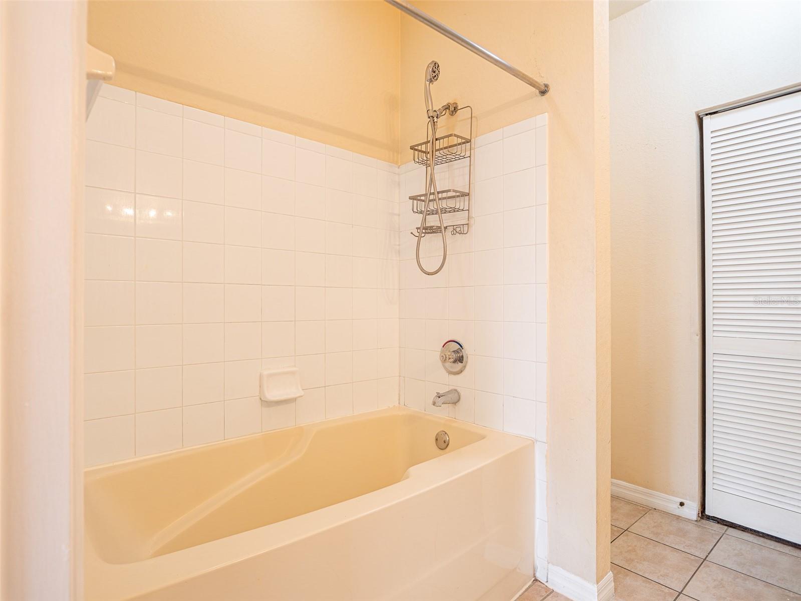 Image 14 of 29 For 6320 Raleigh Street 604