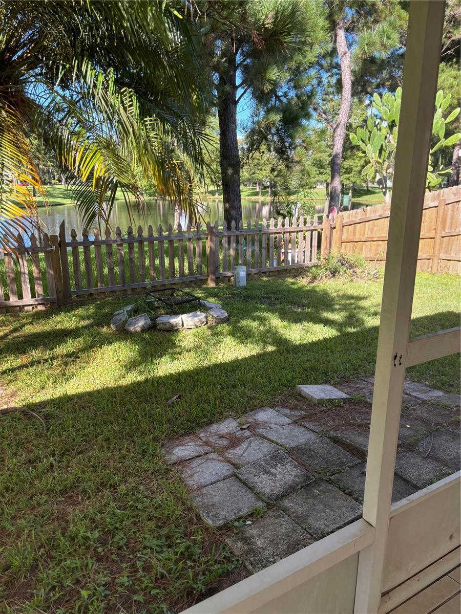 Image 10 of 11 For 13617 Emeraldview Drive