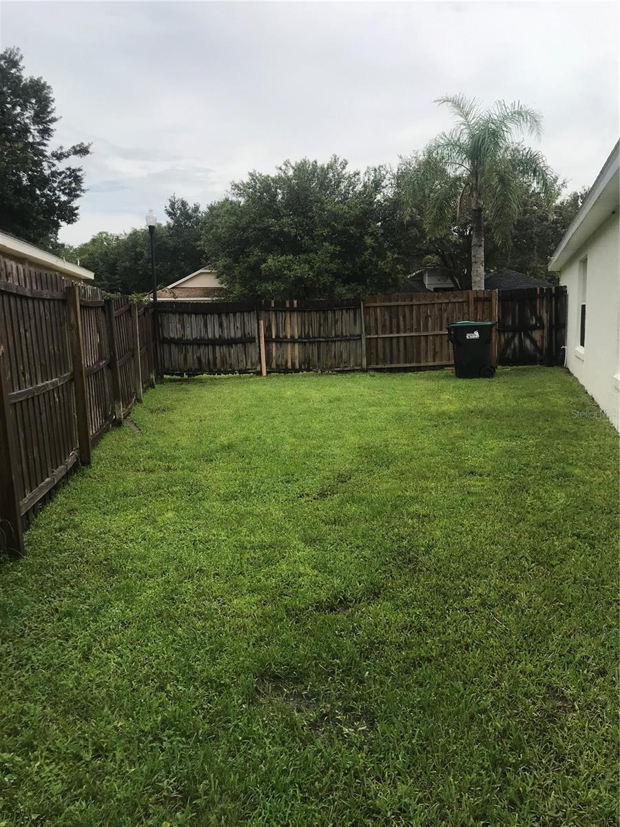 Image 11 of 11 For 13617 Emeraldview Drive
