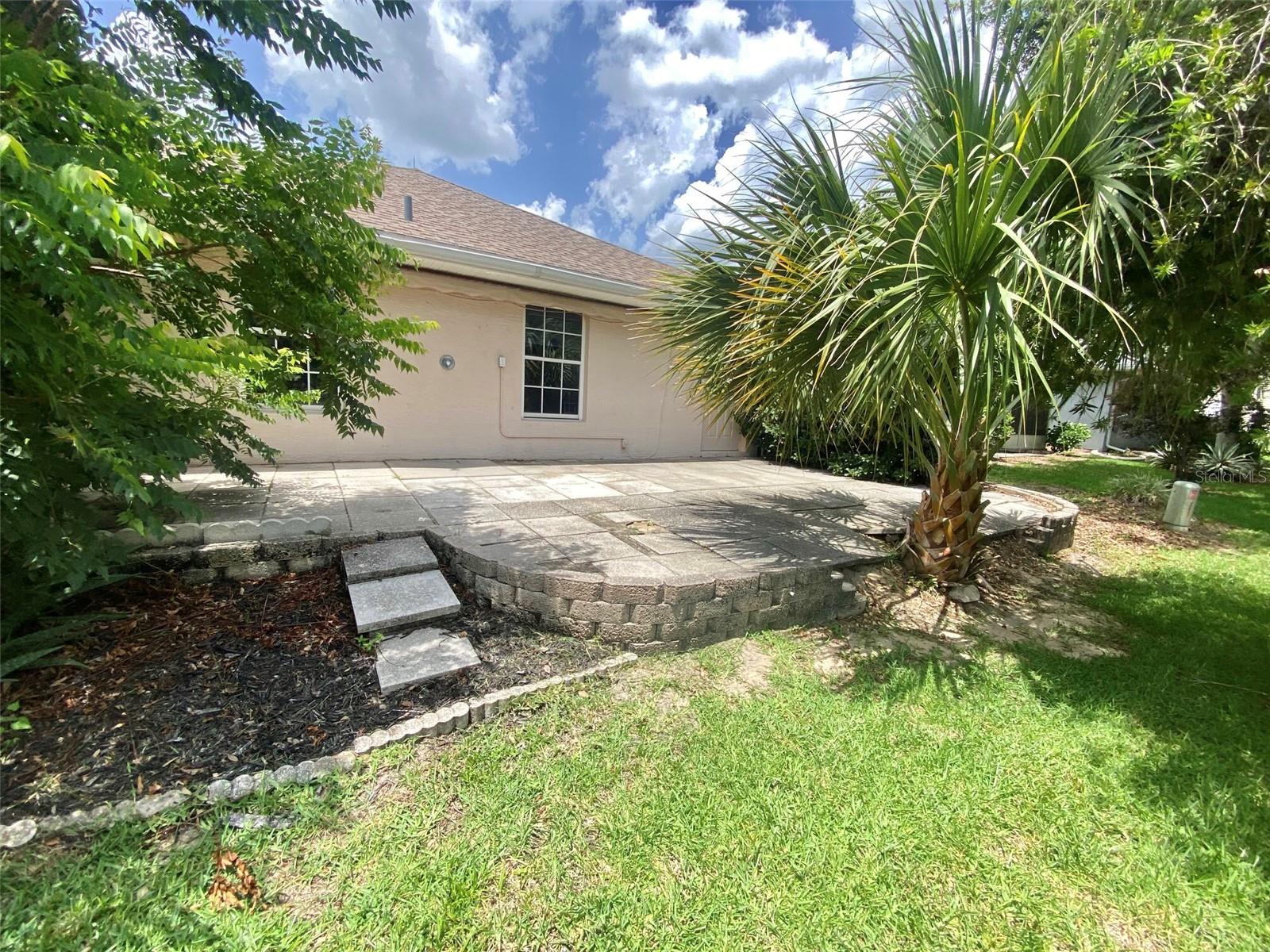 Image 39 of 42 For 5610 King James Avenue