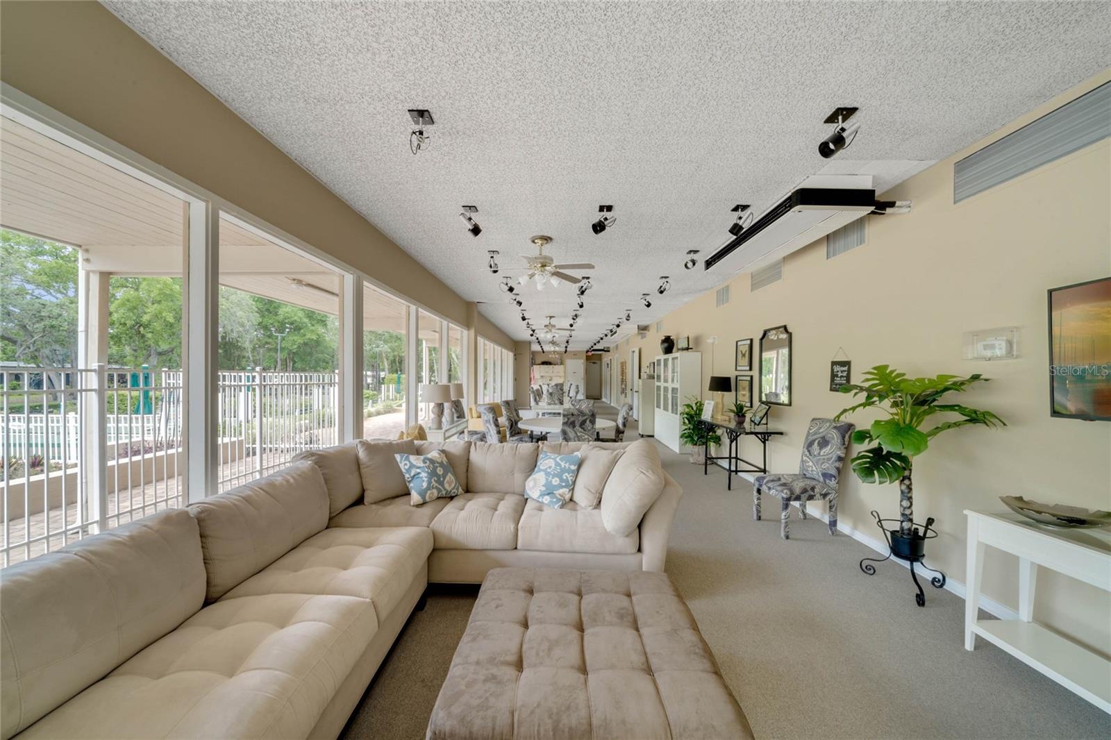 Image 18 of 27 For 236 Peppertree Court
