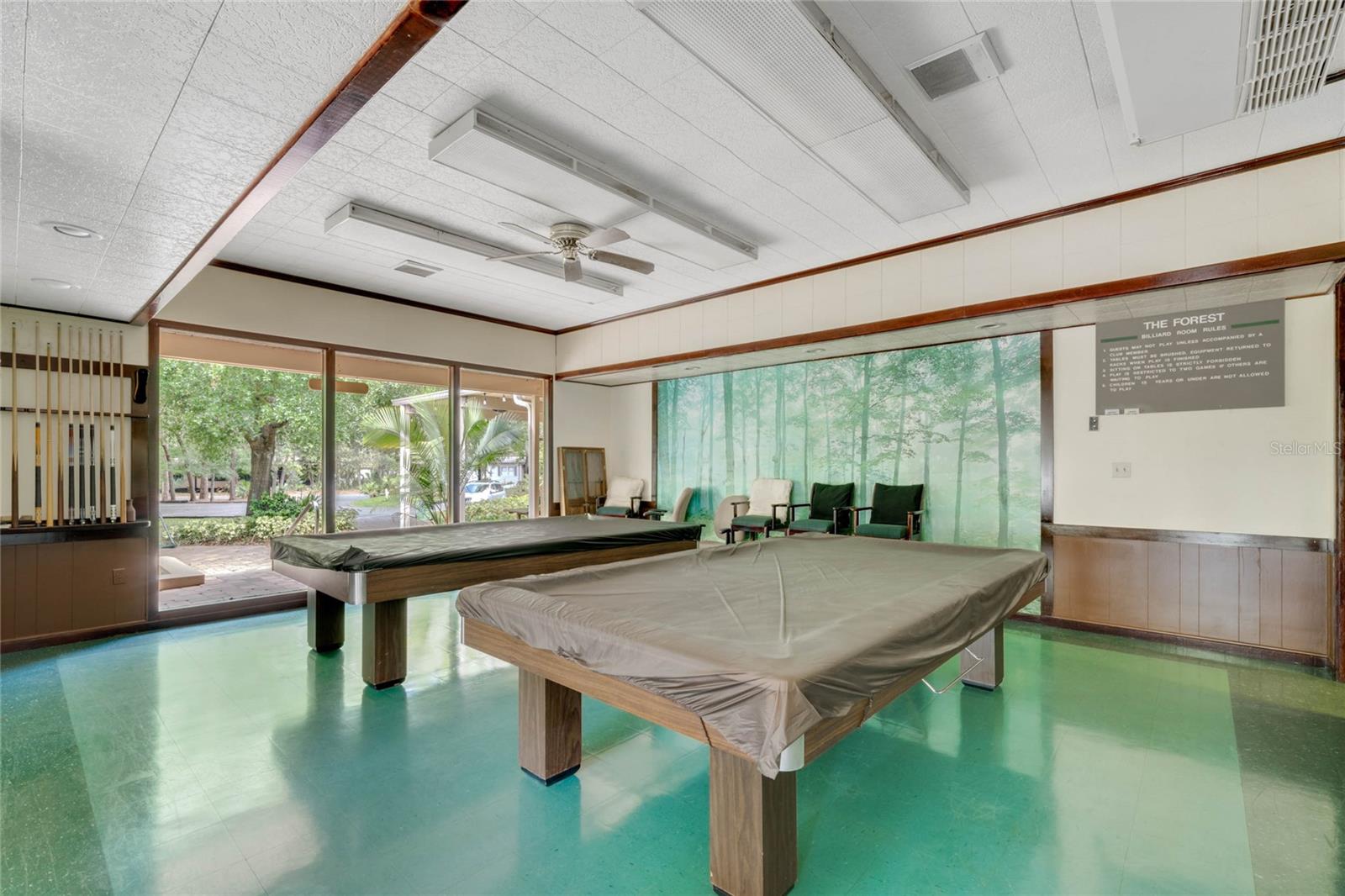 Image 19 of 27 For 236 Peppertree Court