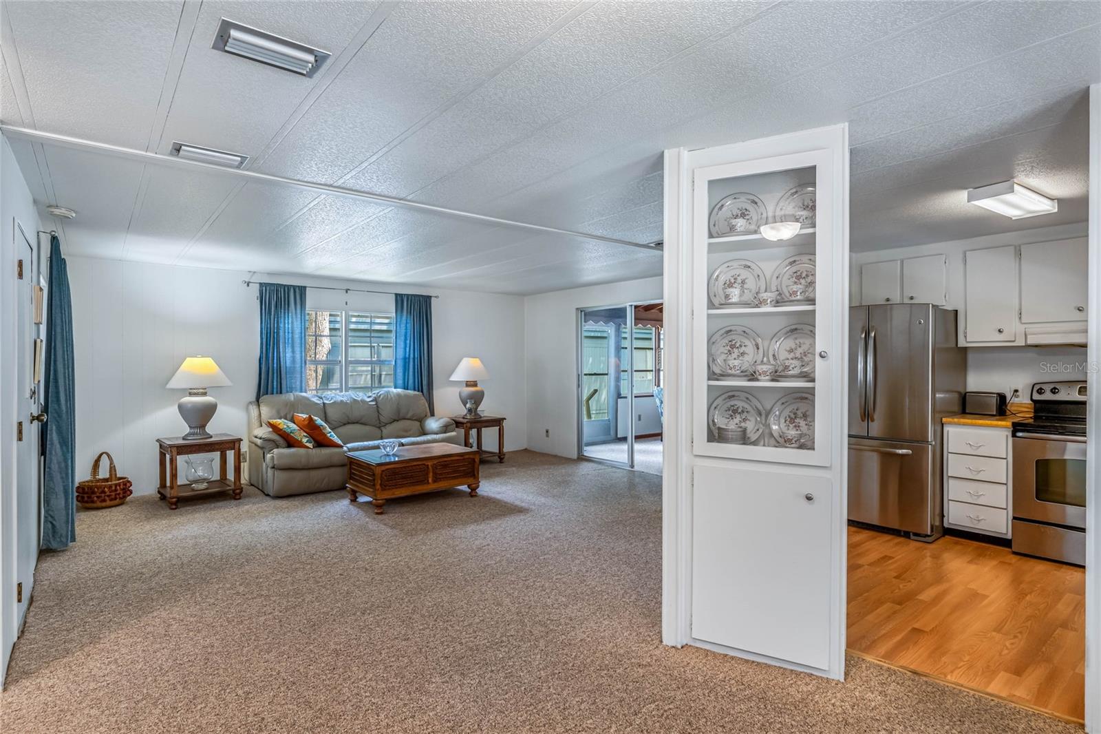 Image 3 of 27 For 236 Peppertree Court