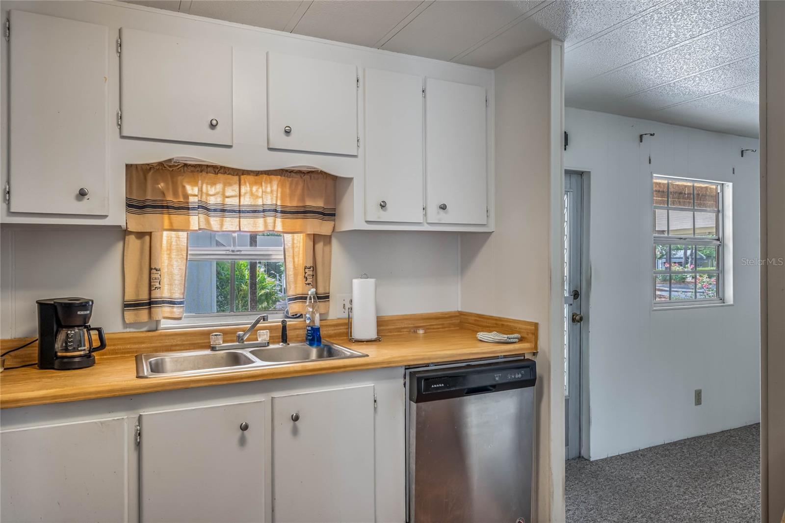 Image 5 of 27 For 236 Peppertree Court