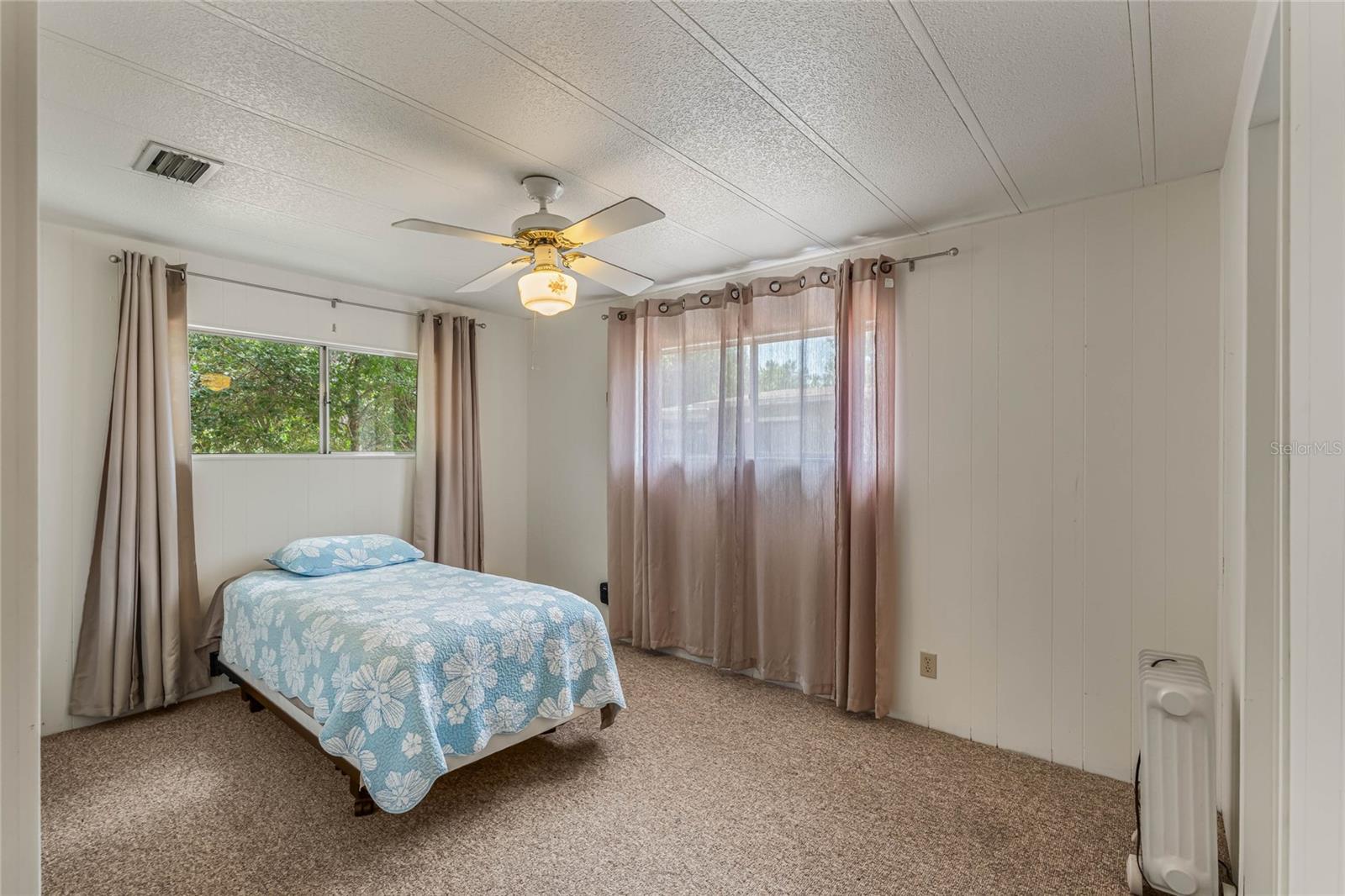 Image 8 of 27 For 236 Peppertree Court