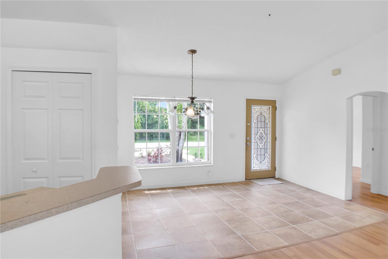 Image 9 of 17 For 25 Price Lane