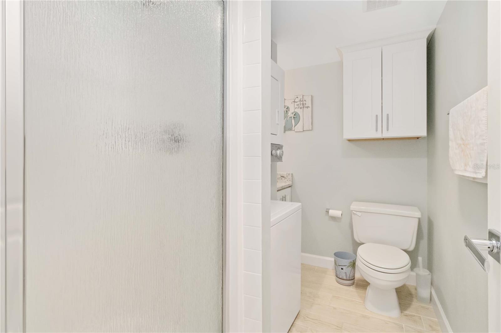 Image 16 of 44 For 8700 Ridgewood Avenue 404a