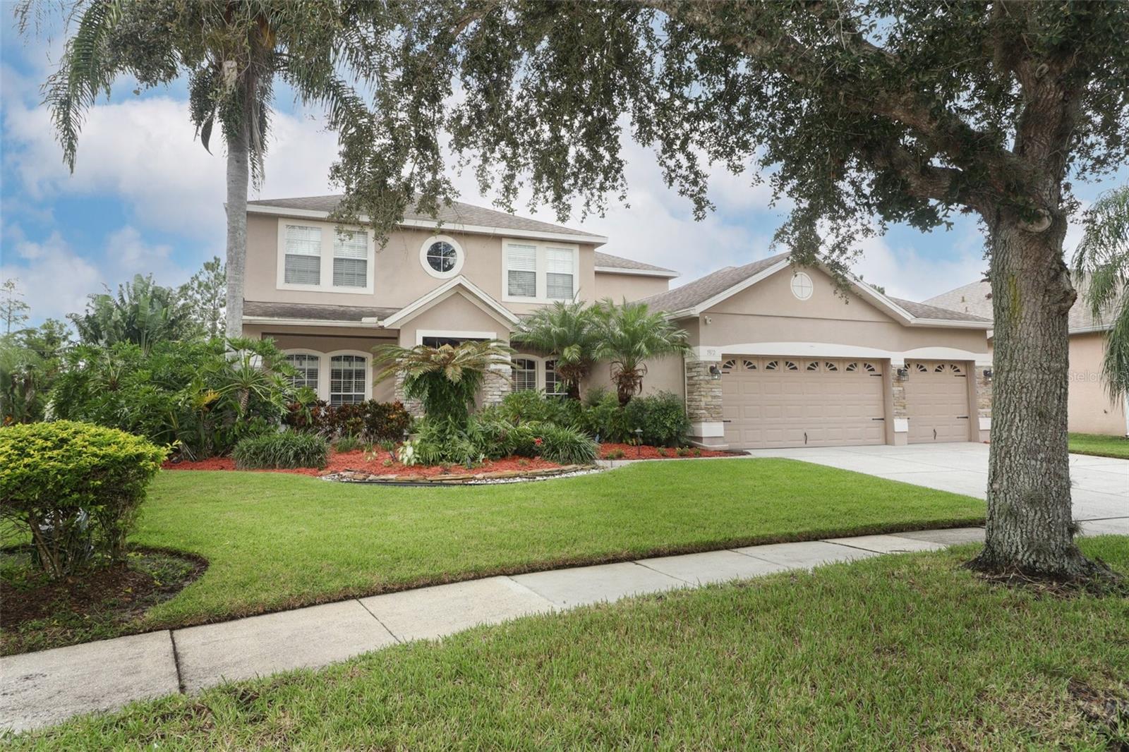 Details for 1972 Cascades Cove Drive, ORLANDO, FL 32820