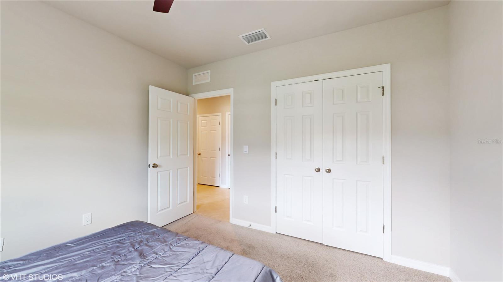 Image 21 of 27 For 108 Castile Court