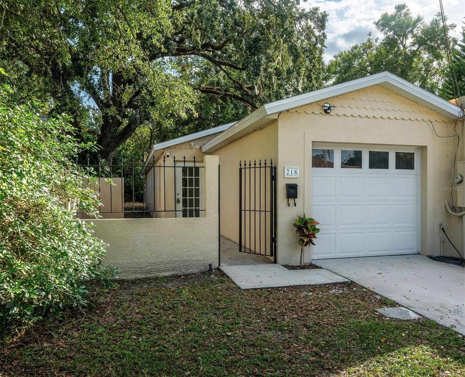 Details for 218 Oglethorpe Place, ORLANDO, FL 32804